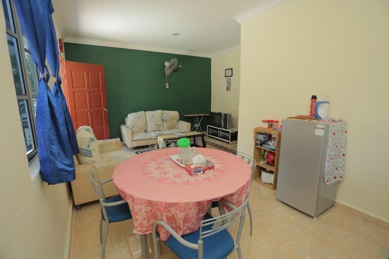 Homestay D Sofia Куала-Тренгану Экстерьер фото